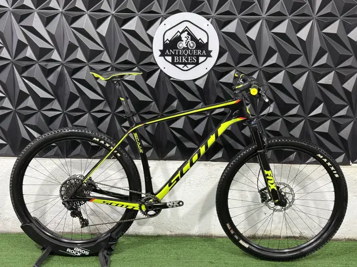 SCOTT SCALE 930 CARBÓN