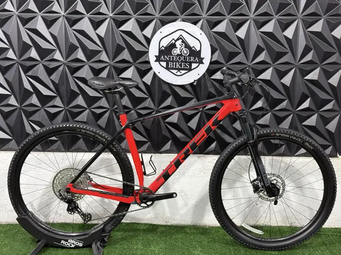 TREK PROCALIBER 9.5 CARBÓN