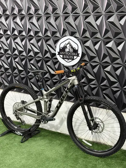 TREK FUEL EX 7