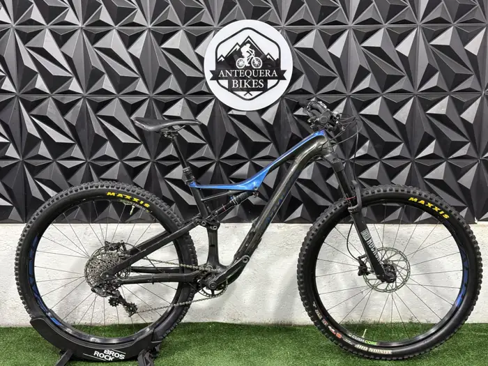 SPECIALIZED STUMPJUMPER CARBÓN